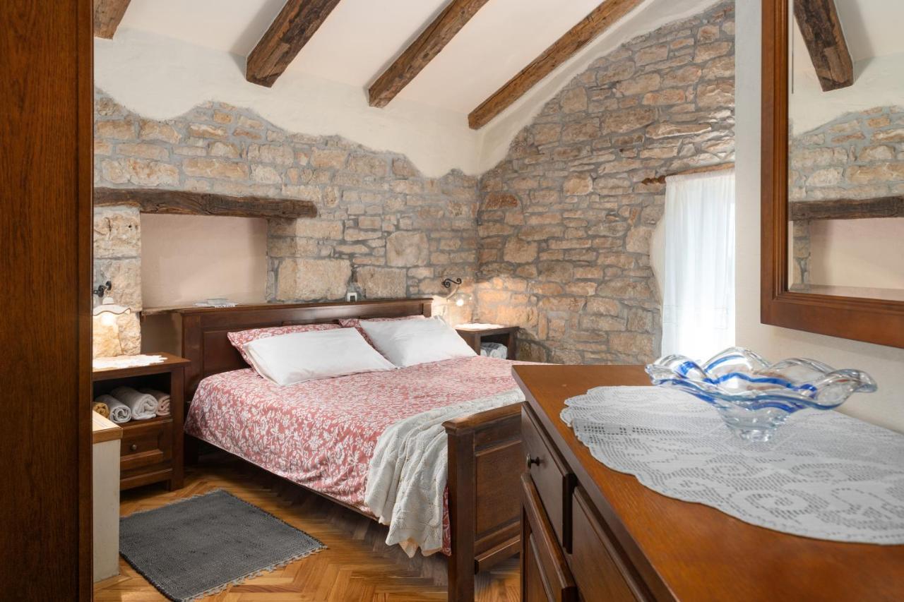 Villa Janko Sveti Lovreč Pazenatički Bagian luar foto